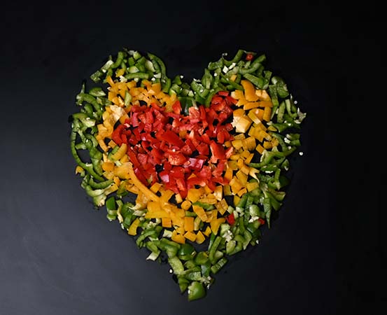 Colorful capsicums can provide a variety of nutrients and help in glucose management when included in a diabetes-friendly diet